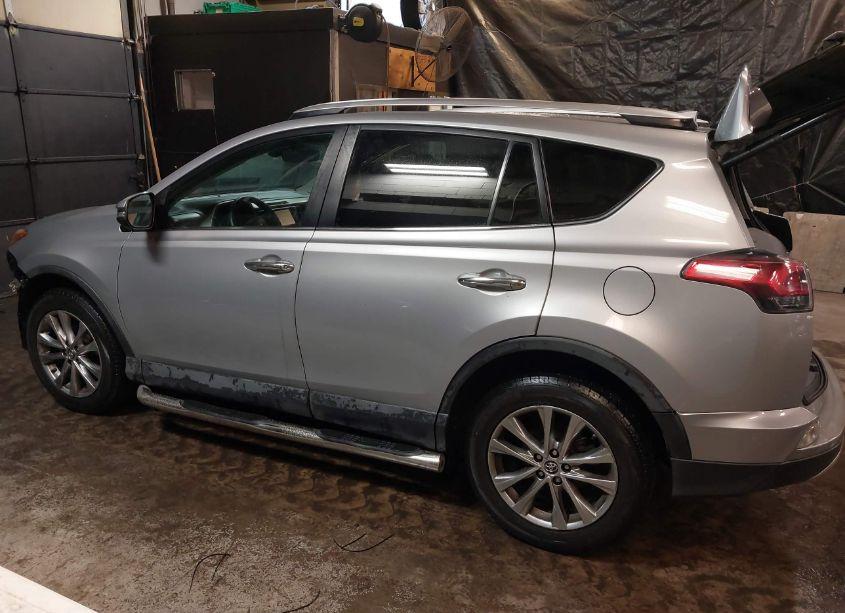 Photo 3 of 2016 Toyota Rav4 LIMITED (VIN 2T3DFREV2GW490925)