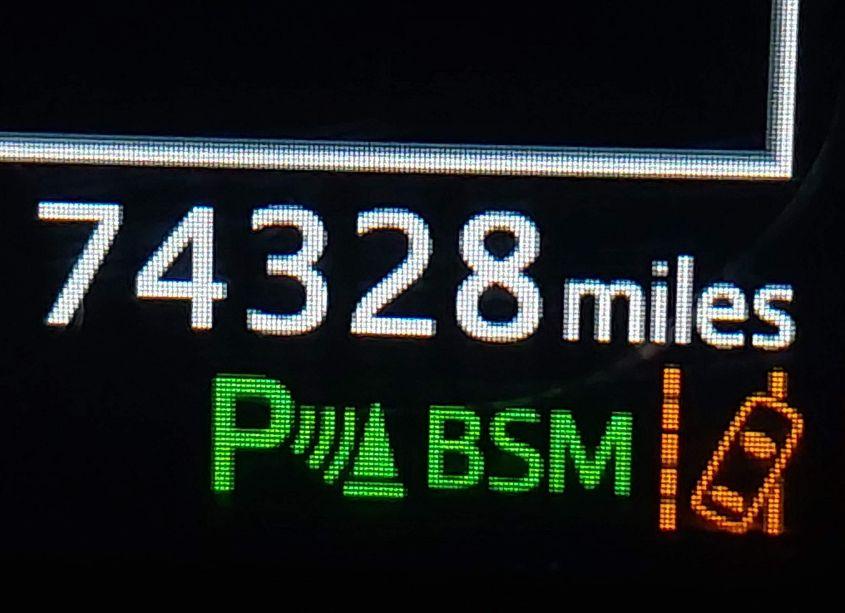 Photo 7 of 2016 Toyota Rav4 LIMITED (VIN 2T3DFREV2GW490925)