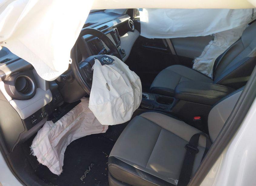 Photo 5 of 2016 Toyota Rav4 LIMITED (VIN 2T3DFREV2GW533045)