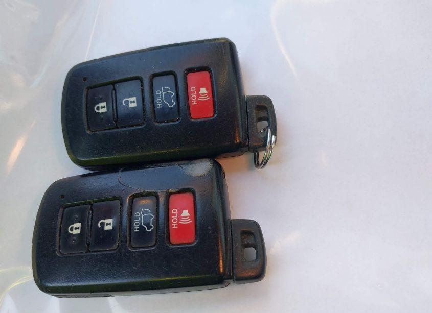 Photo 11 of 2018 Toyota Rav4 LIMITED (VIN 2T3DFREV2JW707932)