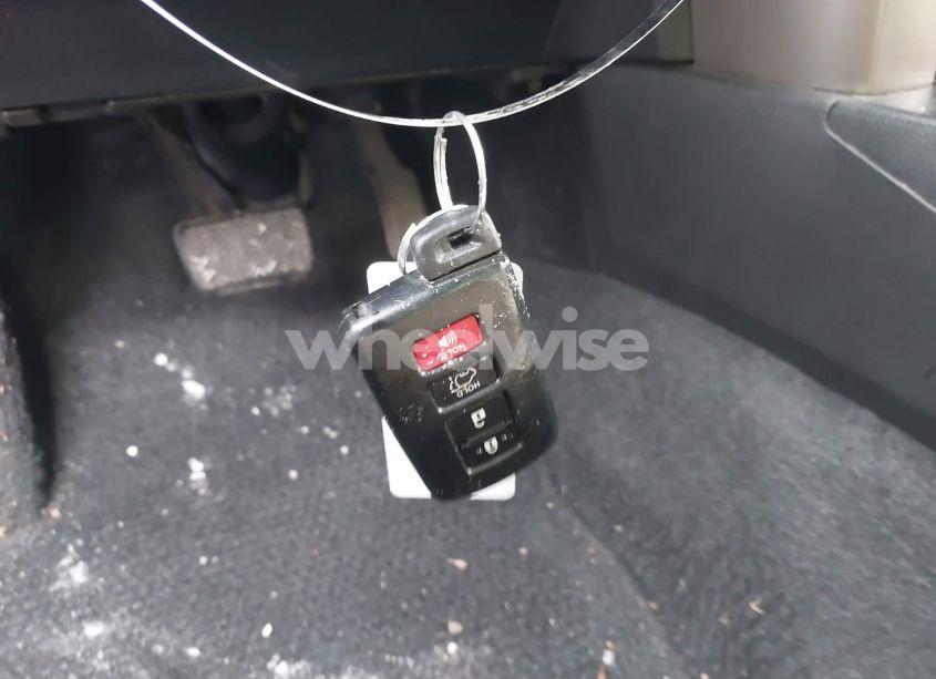 Photo 11 of 2013 Toyota Rav4 LIMITED (VIN 2T3DFREV3DW052846)