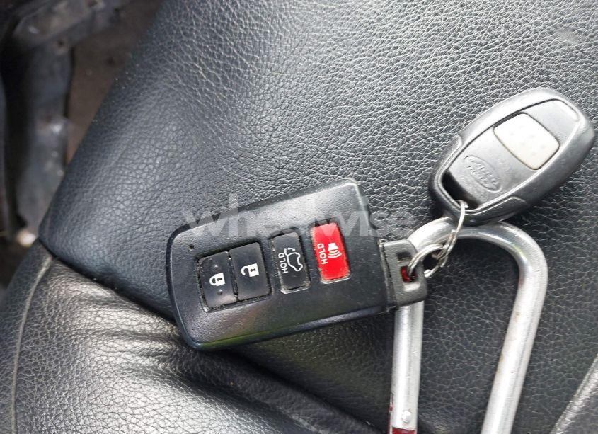 Photo 11 of 2015 Toyota Rav4 LIMITED (VIN 2T3DFREV3FW288450)