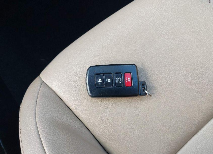 Photo 11 of 2015 Toyota Rav4 LIMITED (VIN 2T3DFREV3FW293065)