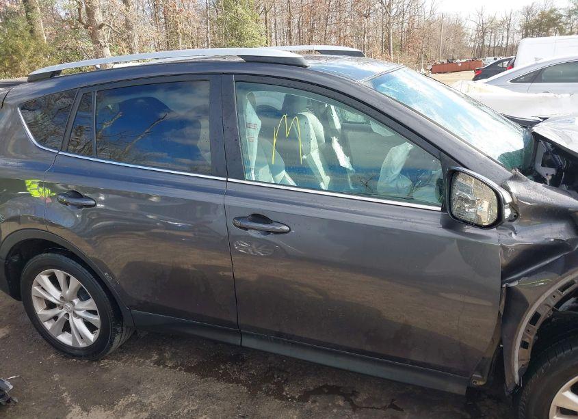 Photo 13 of 2015 Toyota Rav4 LIMITED (VIN 2T3DFREV3FW323536)