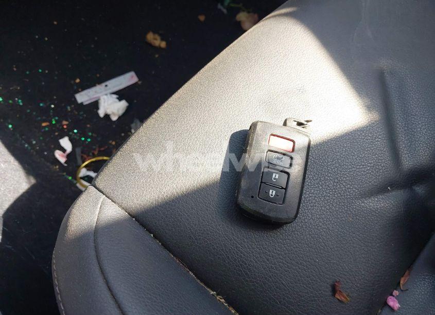 Photo 11 of 2015 Toyota Rav4 LIMITED (VIN 2T3DFREV3FW365589)