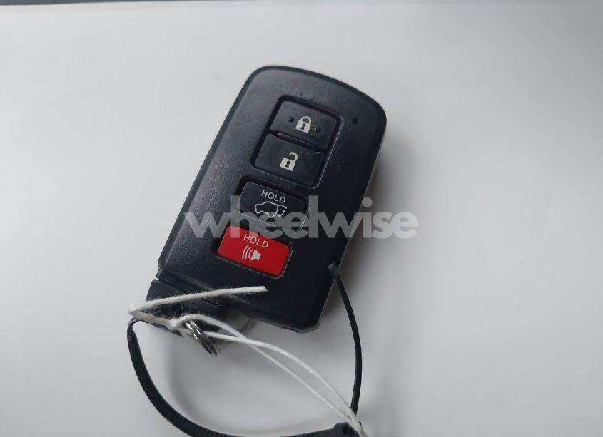 Photo 11 of 2015 Toyota Rav4 LIMITED (VIN 2T3DFREV3FW379654)