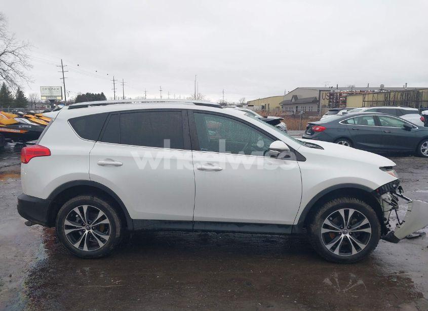 Photo 13 of 2015 Toyota Rav4 LIMITED (VIN 2T3DFREV3FW379654)