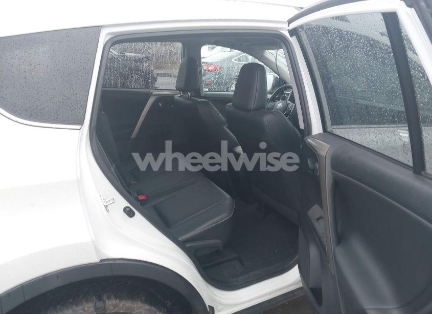 Photo 8 of 2015 Toyota Rav4 LIMITED (VIN 2T3DFREV3FW379654)