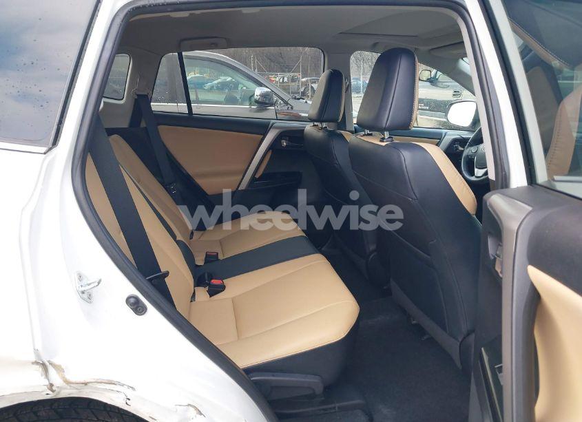 Photo 8 of 2016 Toyota Rav4 LIMITED (VIN 2T3DFREV3GW501110)