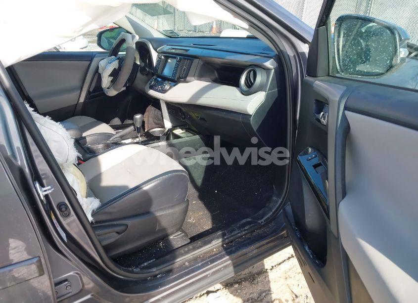 Photo 5 of 2016 Toyota Rav4 LIMITED (VIN 2T3DFREV3GW537962)