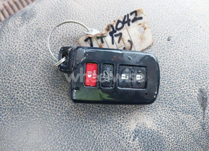 Photo 11 of 2017 Toyota Rav4 LIMITED (VIN 2T3DFREV3HW568565)