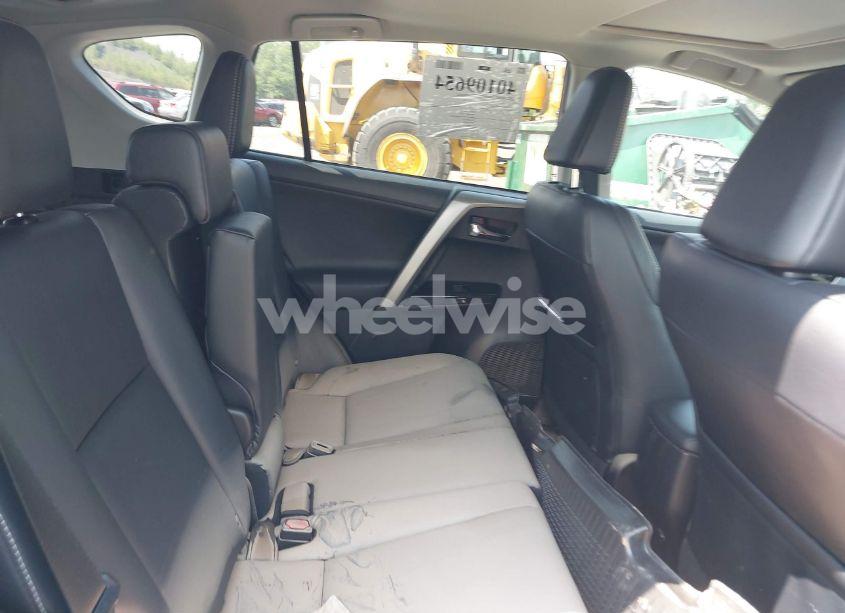 Photo 8 of 2017 Toyota Rav4 LIMITED (VIN 2T3DFREV3HW568565)