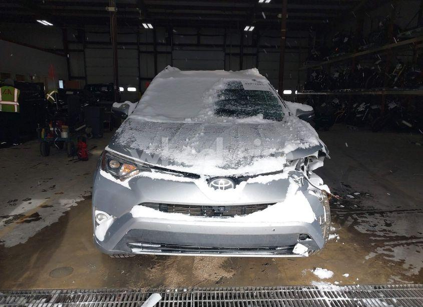 Photo 12 of 2018 Toyota Rav4 PLATINUM (VIN 2T3DFREV4JW700934)