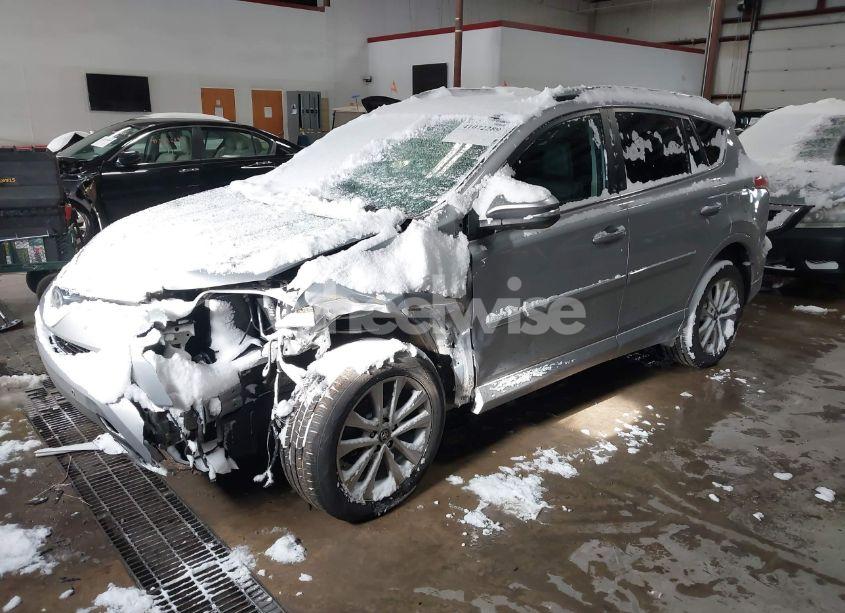 Photo 2 of 2018 Toyota Rav4 PLATINUM (VIN 2T3DFREV4JW700934)