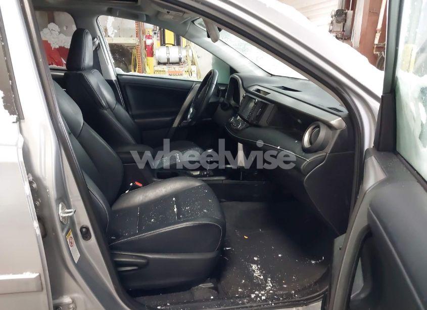 Photo 5 of 2018 Toyota Rav4 PLATINUM (VIN 2T3DFREV4JW700934)