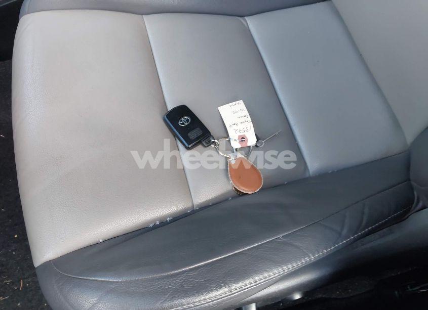 Photo 11 of 2013 Toyota Rav4 LIMITED (VIN 2T3DFREV5DW015653)