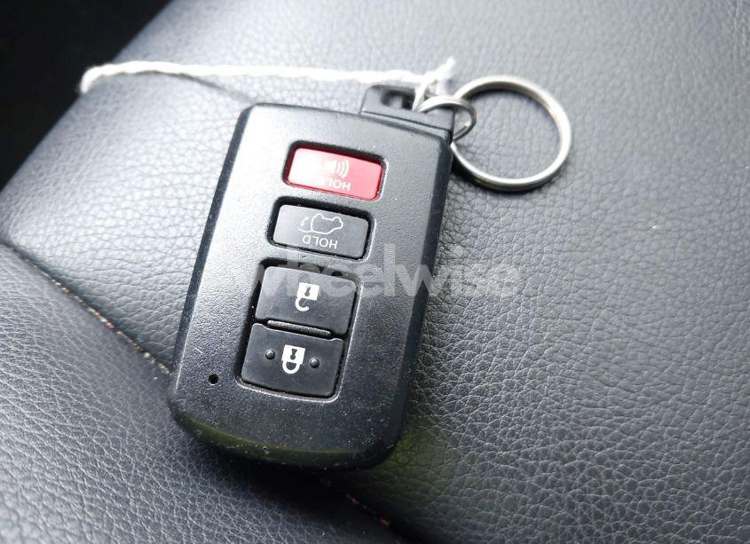 Photo 11 of 2015 Toyota Rav4 LIMITED (VIN 2T3DFREV5FW296792)