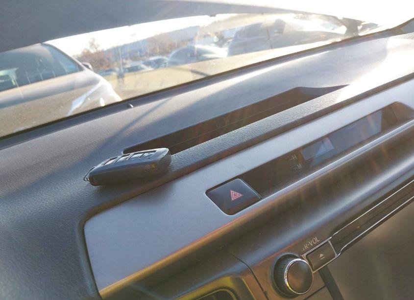 Photo 11 of 2015 Toyota Rav4 LIMITED (VIN 2T3DFREV5FW343187)