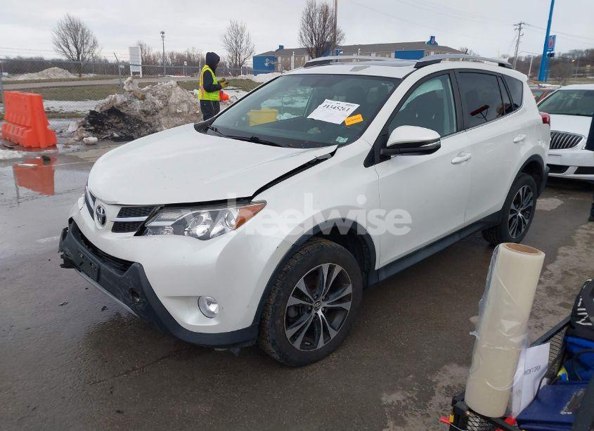 Photo 2 of 2015 Toyota Rav4 LIMITED (VIN 2T3DFREV5FW349345)