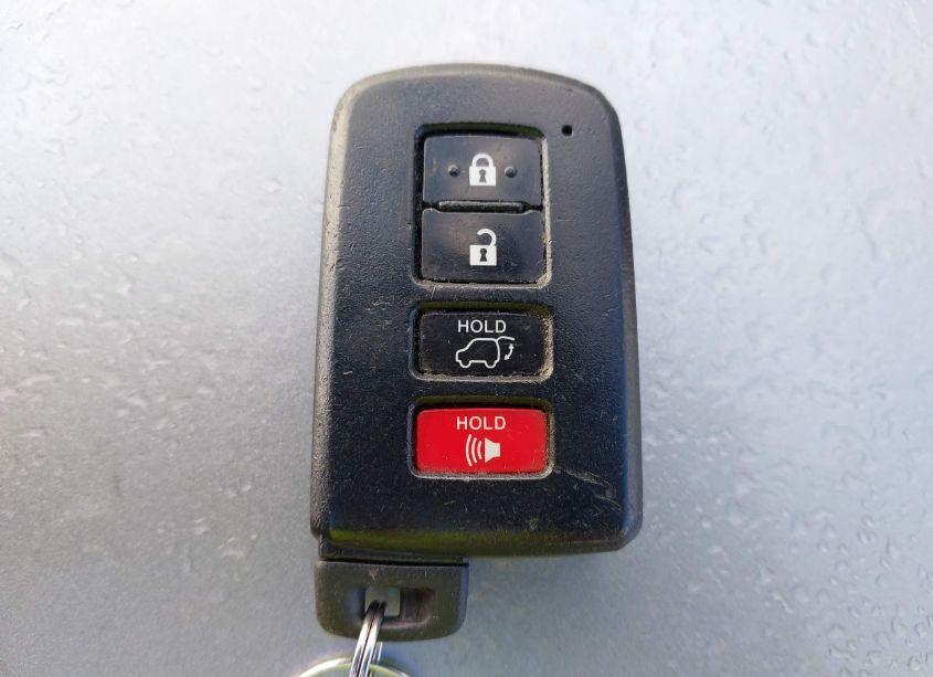 Photo 11 of 2016 Toyota Rav4 LIMITED (VIN 2T3DFREV5GW487372)