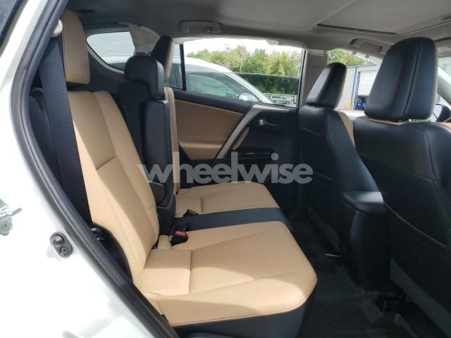 Photo 12 of 2016 TOYOTA RAV4 LIMITED (VIN 2T3DFREV5GW527806)