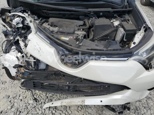 Photo 6 of 2016 TOYOTA RAV4 LIMITED (VIN 2T3DFREV5GW527806)