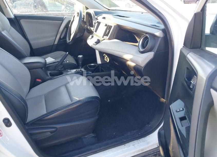 Photo 5 of 2017 Toyota Rav4 LIMITED/SE/PLATINUM (VIN 2T3DFREV5HW586159)