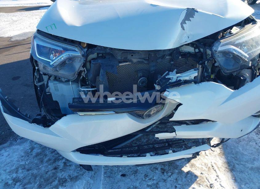 Photo 6 of 2017 Toyota Rav4 LIMITED/SE/PLATINUM (VIN 2T3DFREV5HW586159)