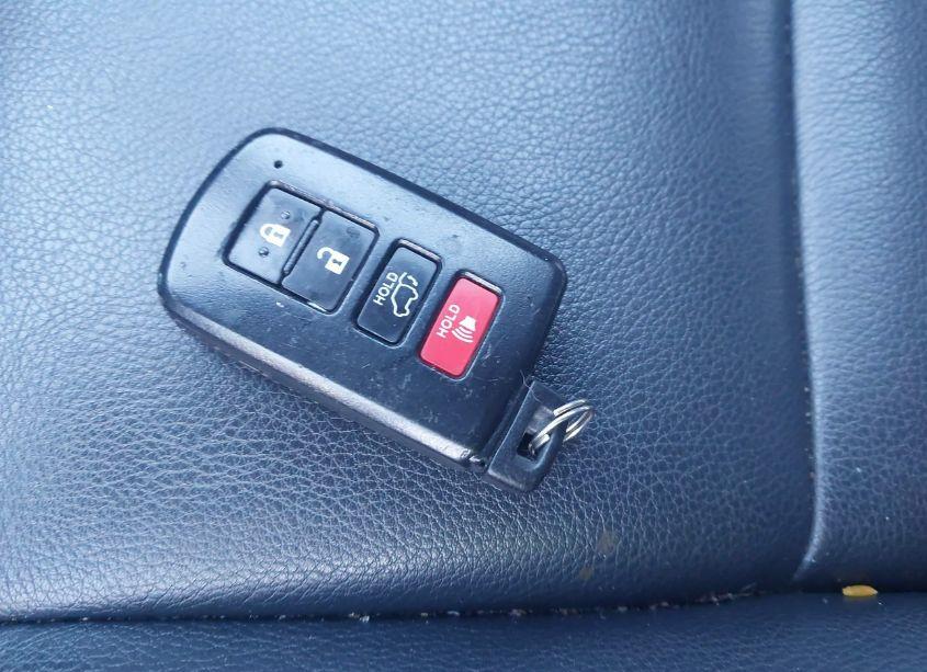 Photo 11 of 2013 Toyota Rav4 LIMITED (VIN 2T3DFREV6DW076624)