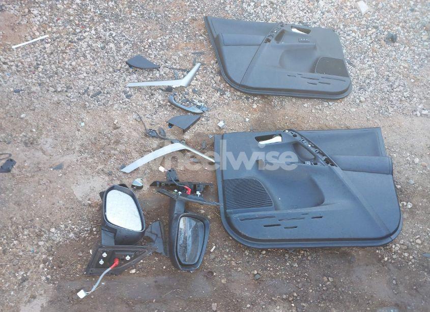 Photo 12 of 2015 Toyota Rav4 LIMITED (VIN 2T3DFREV6FW309114)