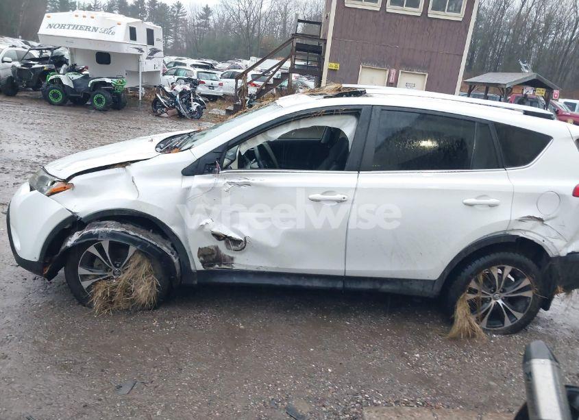 Photo 14 of 2015 Toyota Rav4 LIMITED (VIN 2T3DFREV6FW358796)