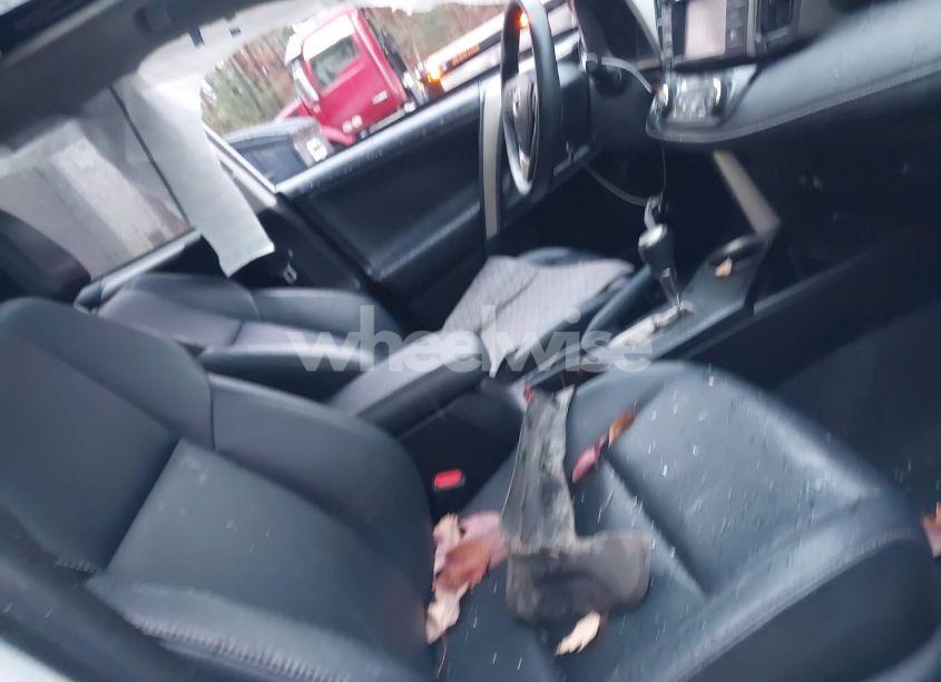 Photo 5 of 2015 Toyota Rav4 LIMITED (VIN 2T3DFREV6FW358796)