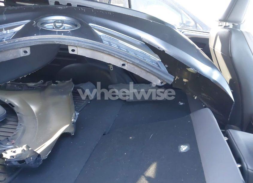 Photo 8 of 2015 Toyota Rav4 LIMITED (VIN 2T3DFREV6FW400920)