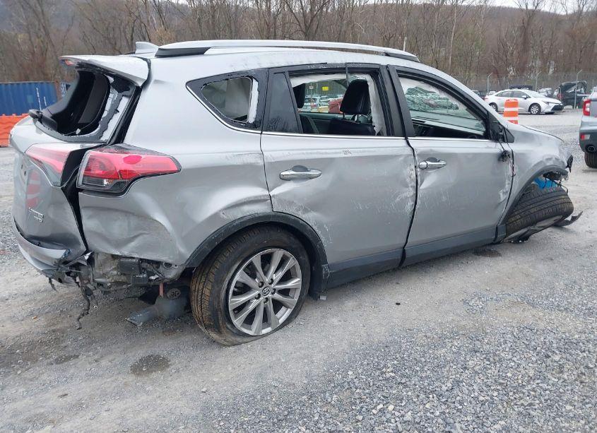 Photo 4 of 2018 Toyota Rav4 LIMITED/SE/PLATINUM (VIN 2T3DFREV6JW799997)