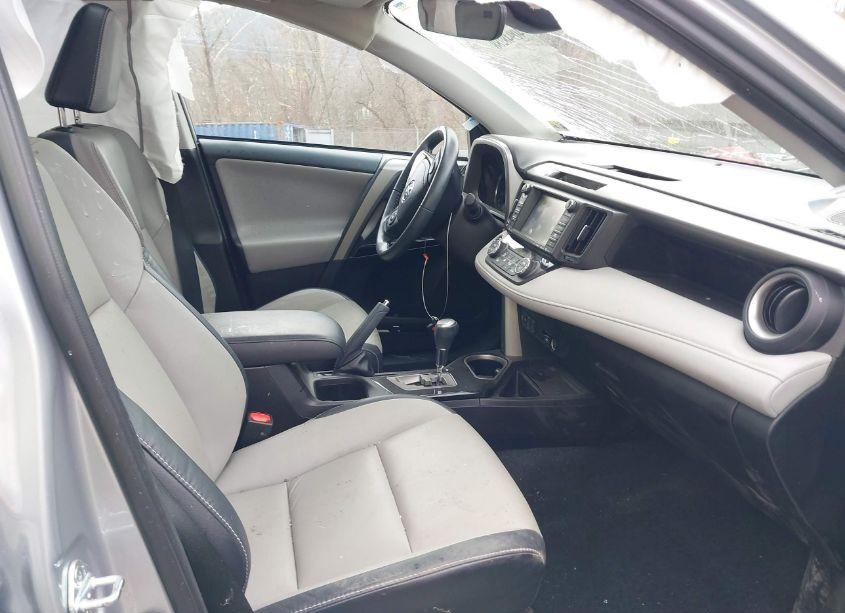 Photo 5 of 2018 Toyota Rav4 LIMITED/SE/PLATINUM (VIN 2T3DFREV6JW799997)