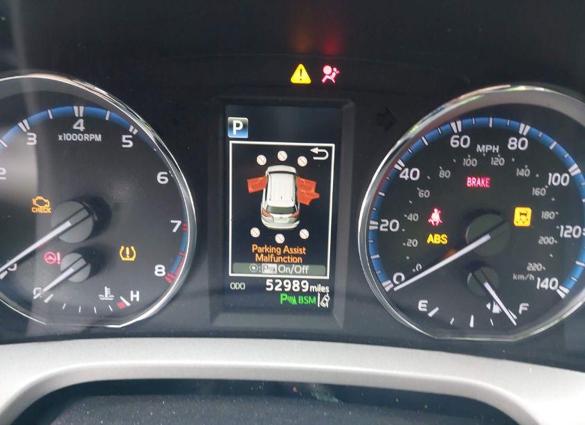 Photo 7 of 2018 Toyota Rav4 LIMITED/SE/PLATINUM (VIN 2T3DFREV6JW799997)