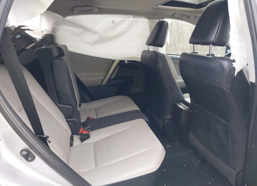 Photo 8 of 2018 Toyota Rav4 LIMITED/SE/PLATINUM (VIN 2T3DFREV6JW799997)