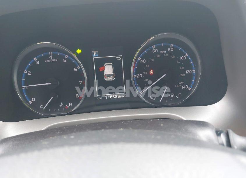 Photo 7 of 2017 Toyota Rav4 LIMITED/SE/PLATINUM (VIN 2T3DFREV7HW541675)