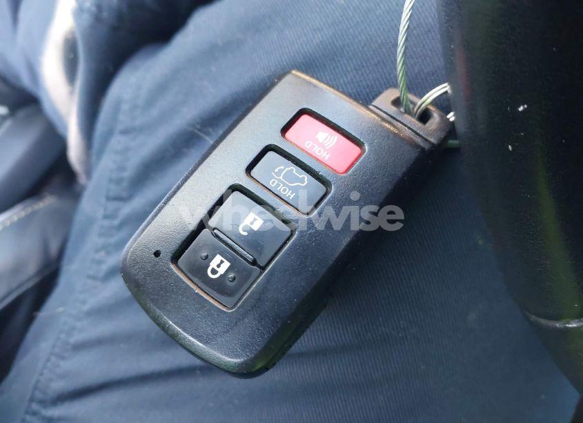 Photo 11 of 2017 Toyota Rav4 LIMITED (VIN 2T3DFREV7HW635328)