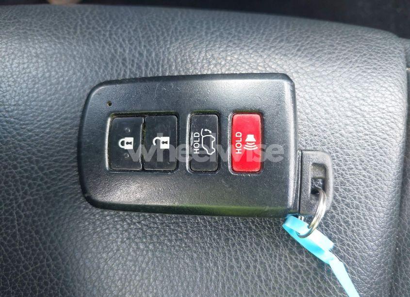 Photo 11 of 2017 Toyota Rav4 LIMITED (VIN 2T3DFREV7HW665610)