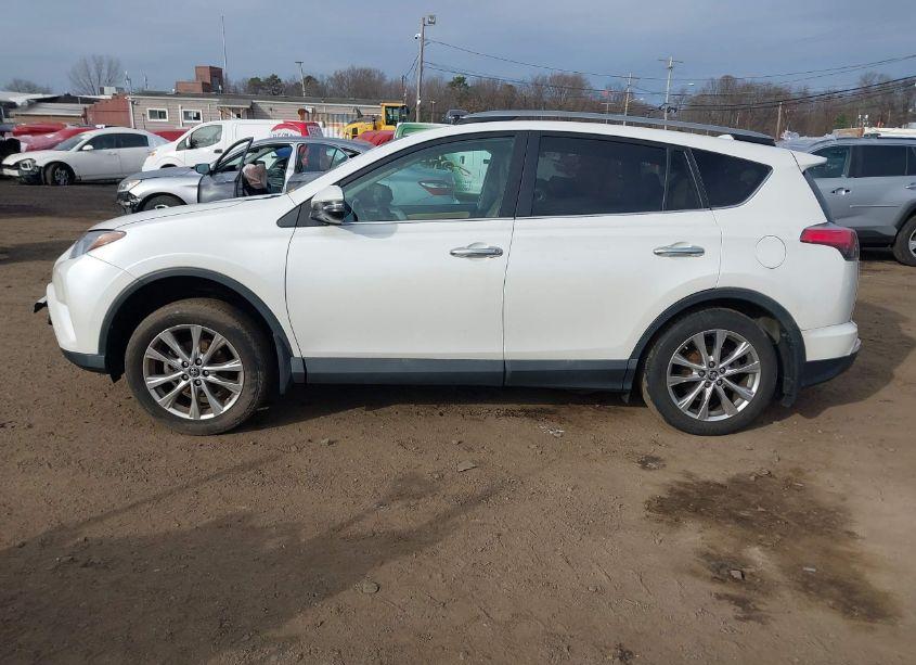 Photo 14 of 2018 Toyota Rav4 LIMITED/SE/PLATINUM (VIN 2T3DFREV7JW727058)