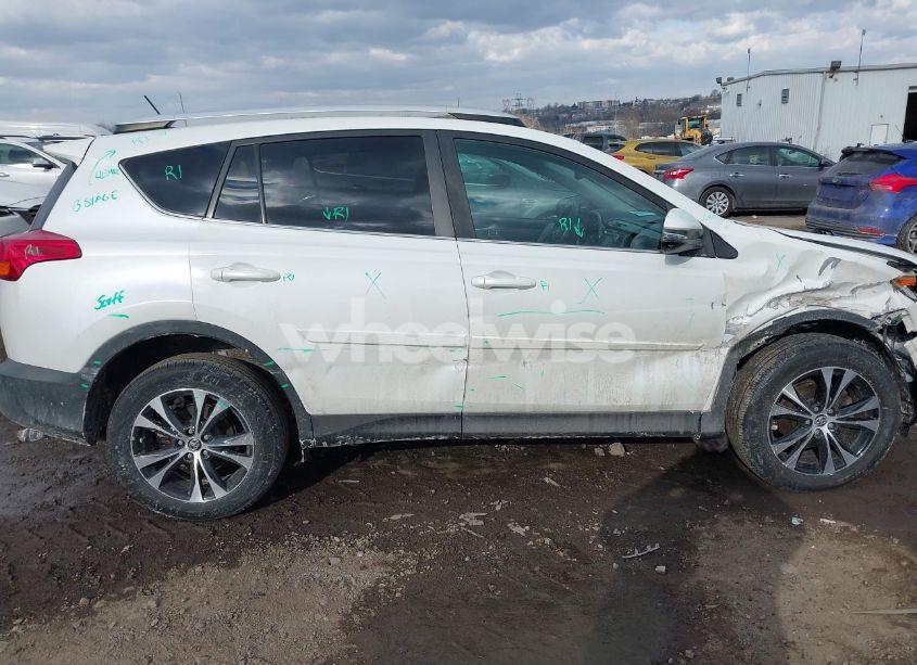 Photo 13 of 2015 Toyota Rav4 LIMITED (VIN 2T3DFREV8FW397115)