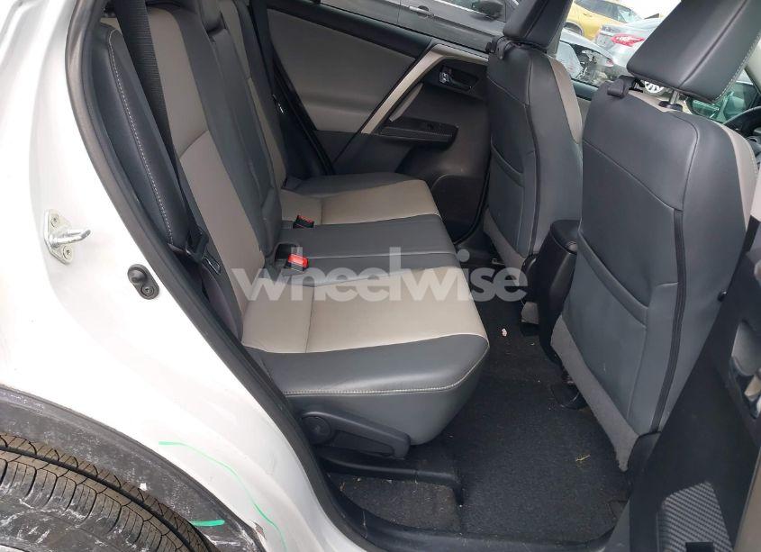 Photo 8 of 2015 Toyota Rav4 LIMITED (VIN 2T3DFREV8FW397115)