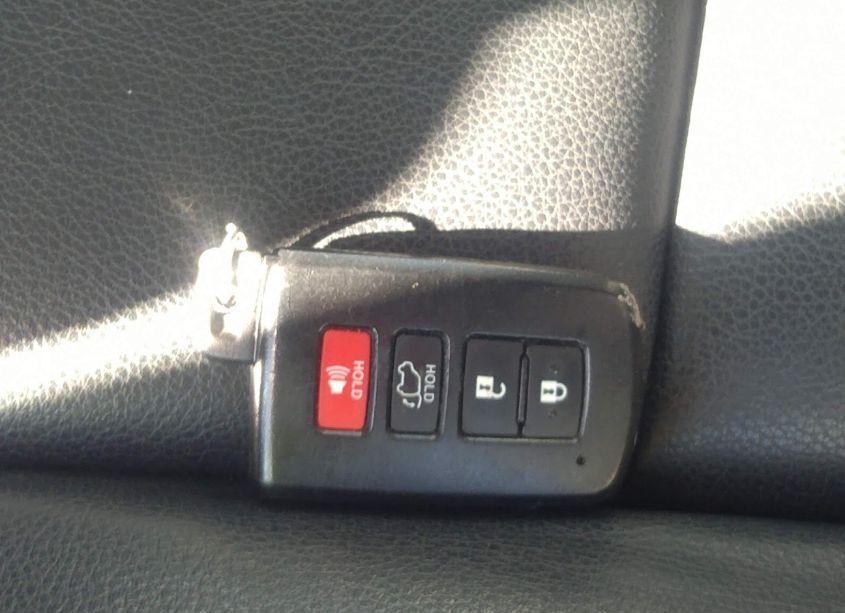 Photo 11 of 2016 Toyota Rav4 LIMITED (VIN 2T3DFREV8GW425528)