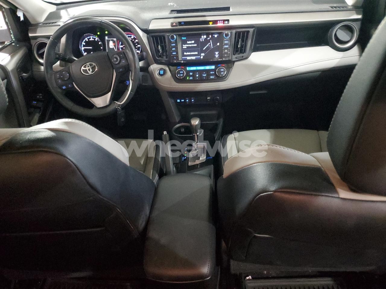 Photo 8 of 2017 TOYOTA RAV4 LIMITED (VIN 2T3DFREV8HW618554)