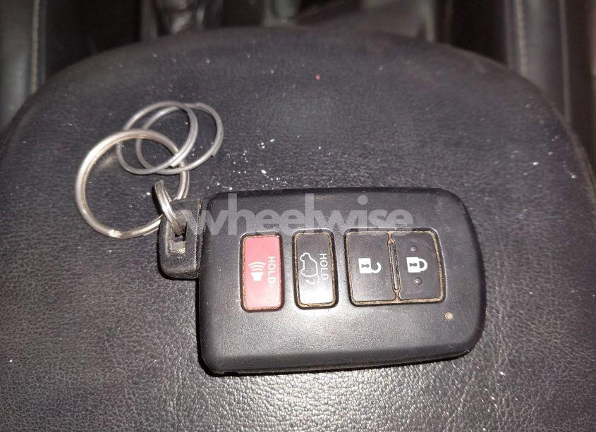 Photo 11 of 2017 Toyota Rav4 LIMITED (VIN 2T3DFREV8HW651831)