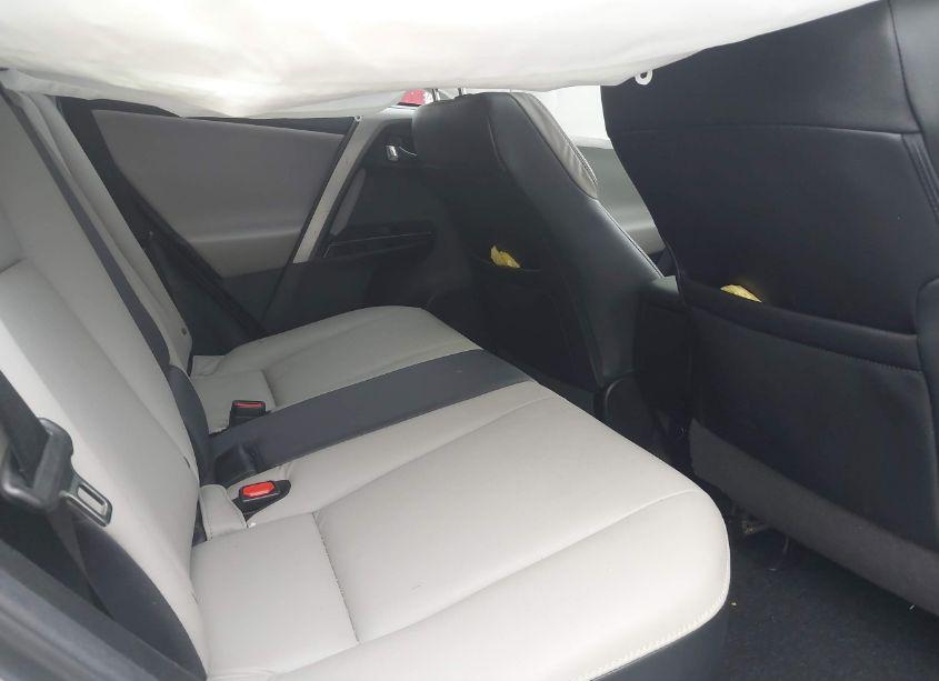 Photo 8 of 2018 Toyota Rav4 LIMITED (VIN 2T3DFREV8JW709314)