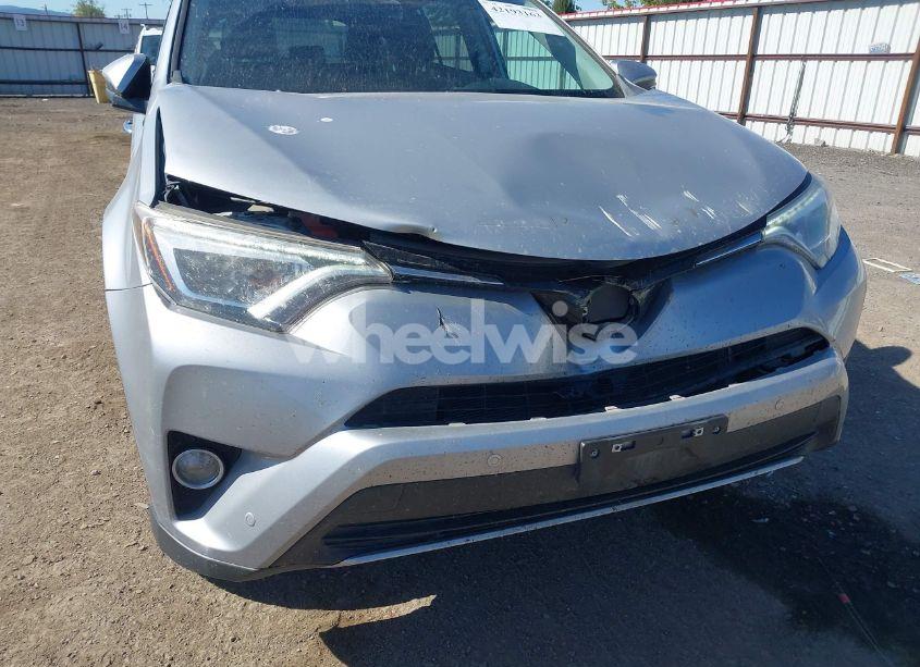 Photo 6 of 2018 Toyota Rav4 LIMITED (VIN 2T3DFREV8JW789424)