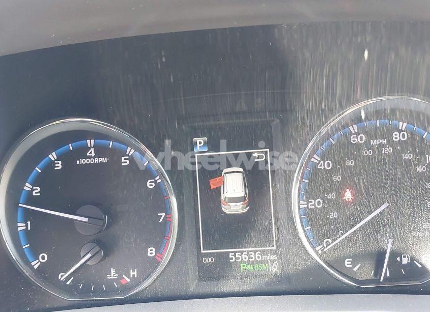 Photo 7 of 2018 Toyota Rav4 LIMITED (VIN 2T3DFREV8JW789424)