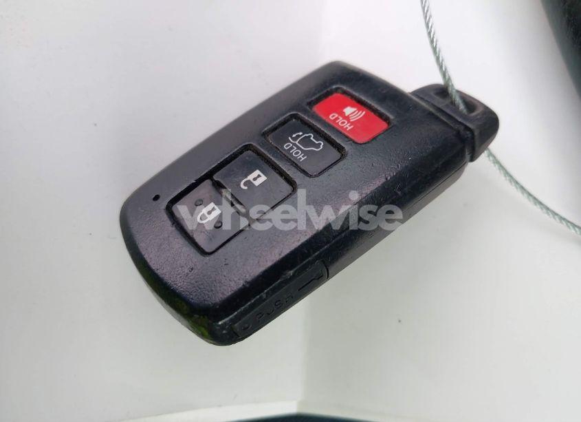 Photo 11 of 2015 Toyota Rav4 LIMITED (VIN 2T3DFREV9FW317563)